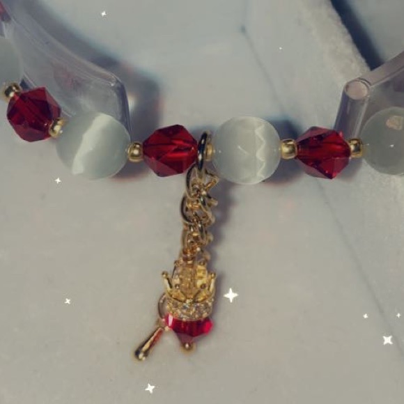 Unconditional - Picture 5 of 11